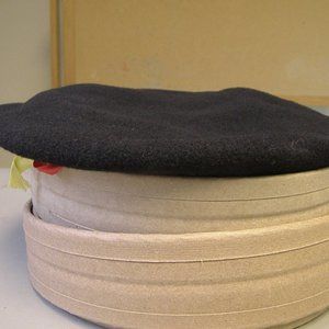 New Classic Confeccoes Beret black Small